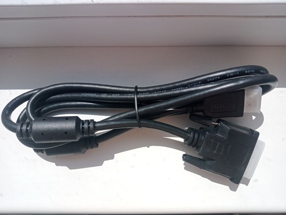 Кабель для подключения техники DVI-HDMI