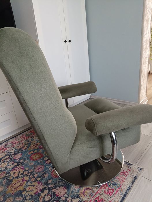 2 Fotele obrotowe ,kolor oliwka