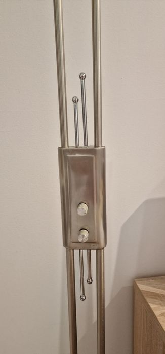 Vendo candeeiro de pé como novo