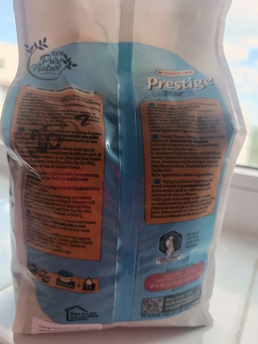 Prestige.   tropical finches   Pure Nature 100%