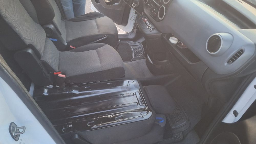 Peugeot Partner 1.6  cx. automática