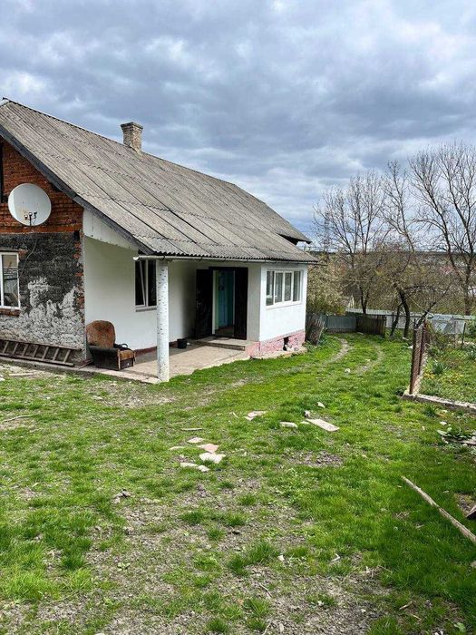 Продаж будинку біля Тернополя