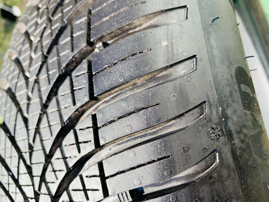 Opona wielosezonowa GoodYear Vector 4 Seasons 205/55/16
