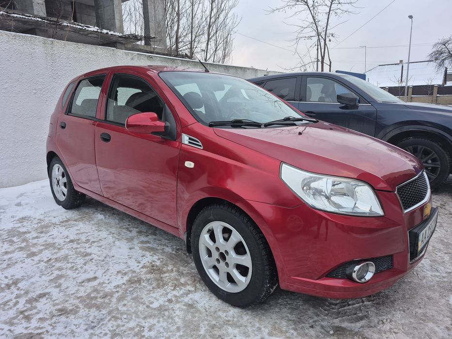 Chevrolet Aveo продам авто