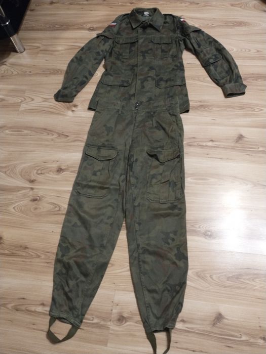 Mundur bojówka z 2004 r.