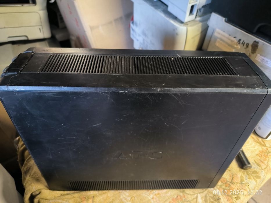 Бесперебійники APC Back-UPS Pro 1500