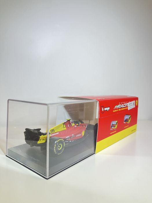 Ferrari F1-75 edicao especial GP de italia(com capacete)- Carlos Sainz