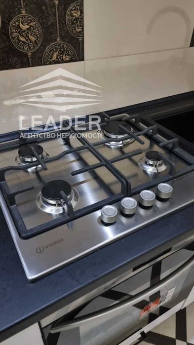 Сдам 3х.Поділля-СТИЛЬНА-УКОМПЛЕКТОВАНА- Нова вбуд. кухня-Нова техніка!