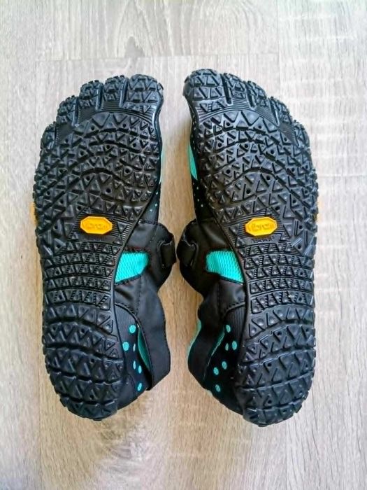 Buty do biegania Vibram FiveFingers KomodoSport