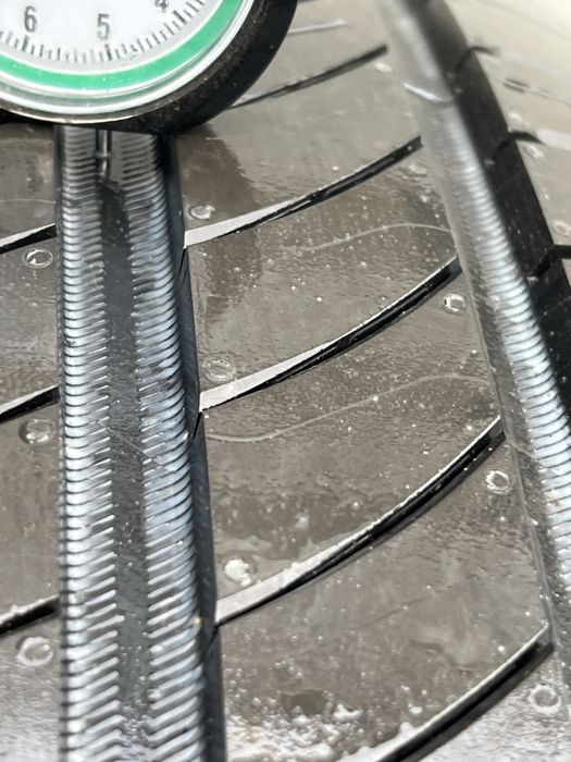 Opony Michelin primacy 235/50/20 para demo