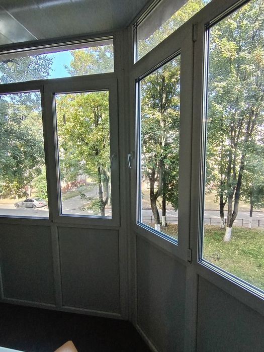 " Кімната в гуртожитку з власним балконом