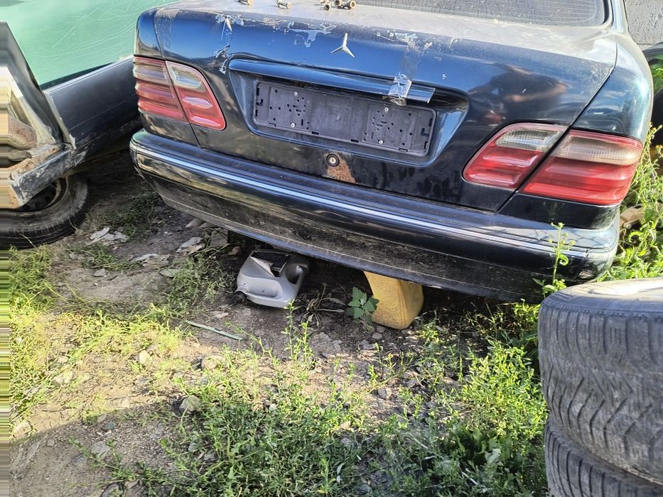 W140 W124  комплект кришка багажника задний бампер фонарь капот дверь
