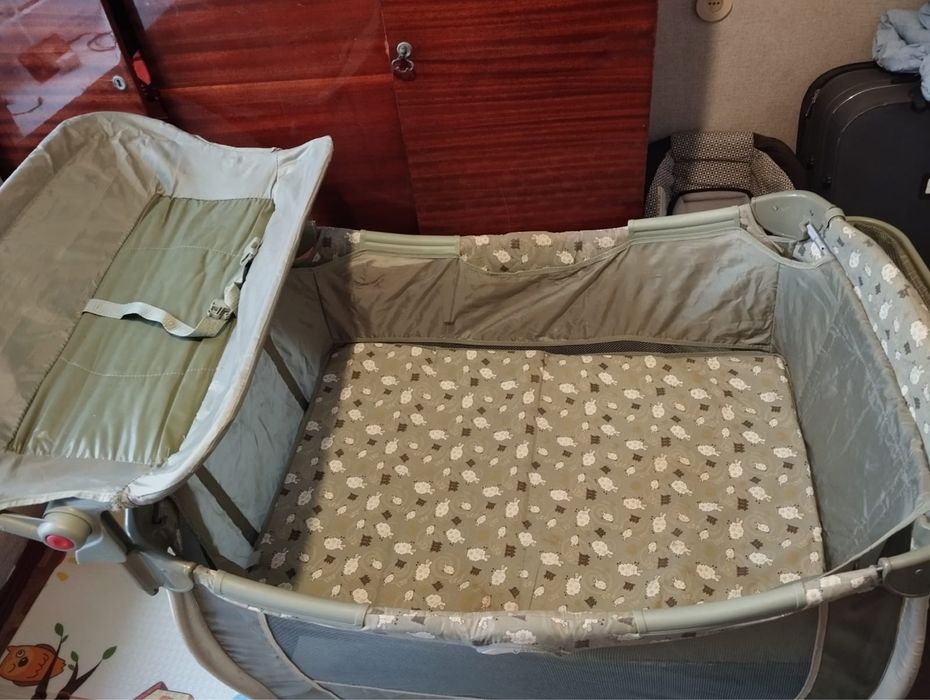 Манеж /кровать 3в1 , + пеленатор