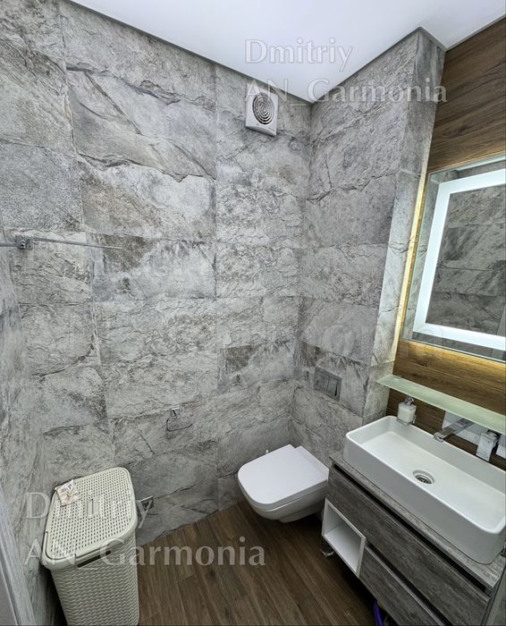 3-к Центр, Первая сдача