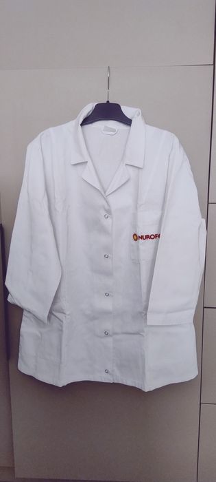 Biały fartuch, bluza medyczna, kitel