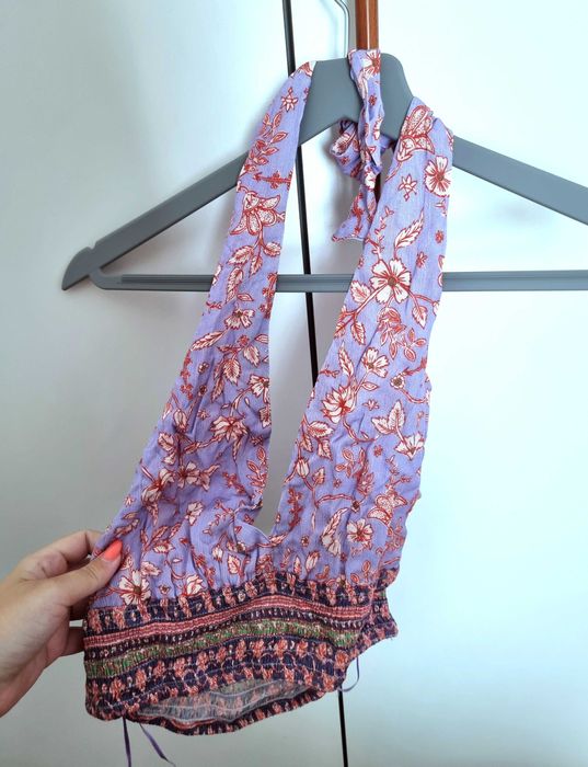 Top lilás curto sem costas Pull & Bear, tamanho S - nunca usado