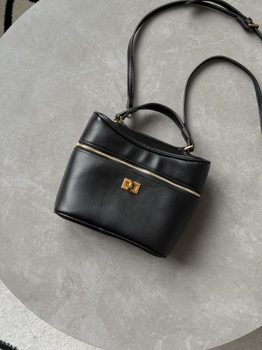 Сумка Balenciaga Rodeo Vanity Black/Gold