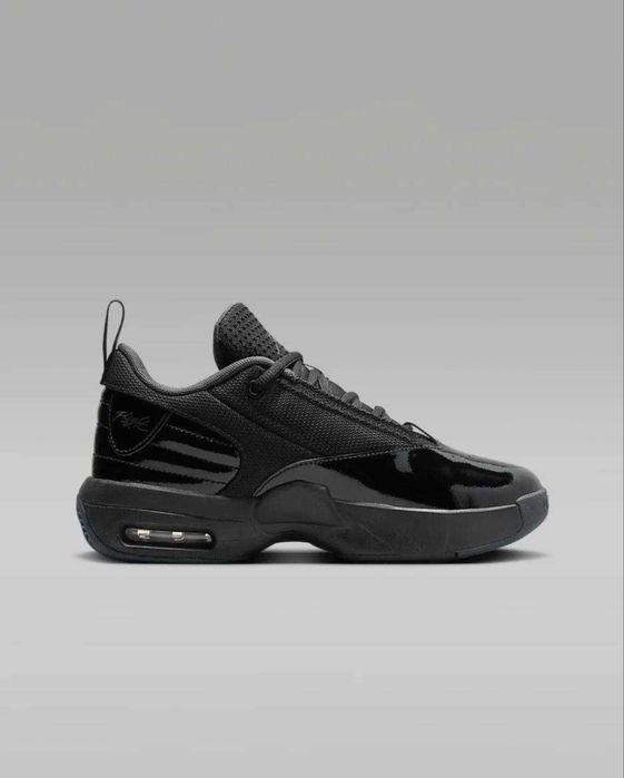 Продам нові кросівки Jordan Max Aura 6