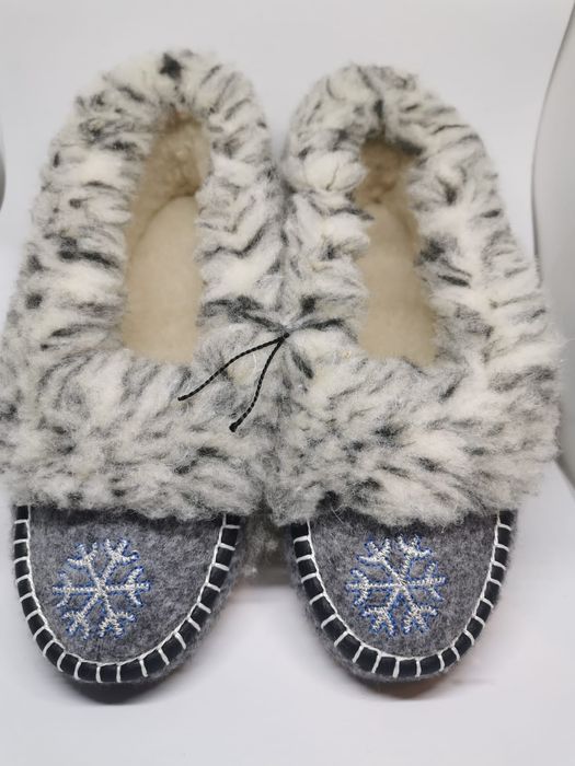 Bambosze, Kapcie Ciepłe Góralskie Damskie