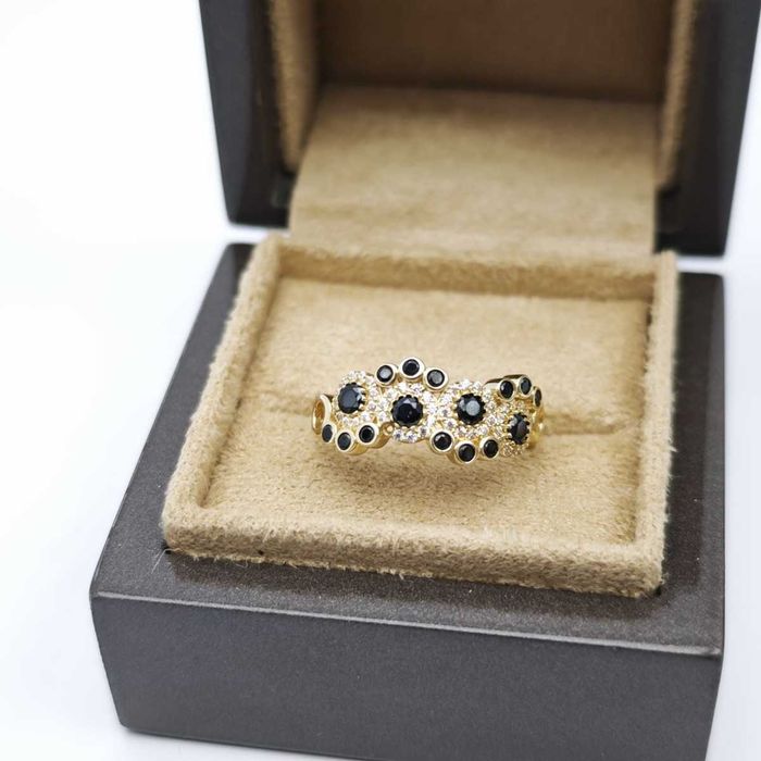 Śliczny Złoty Pierścionek z Cyrkoniami 3,41g 585p R21