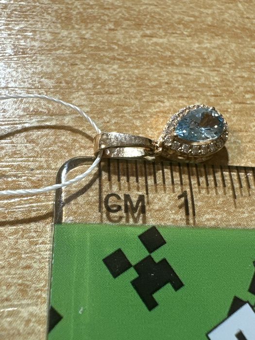 Підвіска капля з топазом 0.4ct 0.68- золото 585 проба