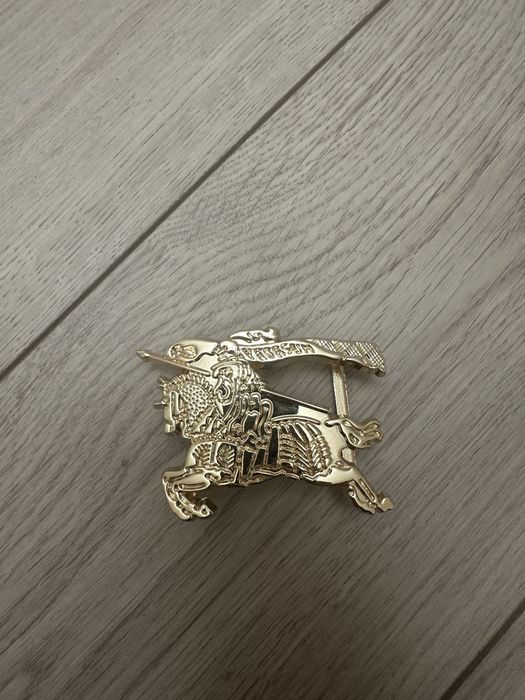 Ремінь від Burberry