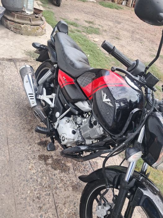 Мотоцикл баджач вікран v150 сів поїхав.    Торг