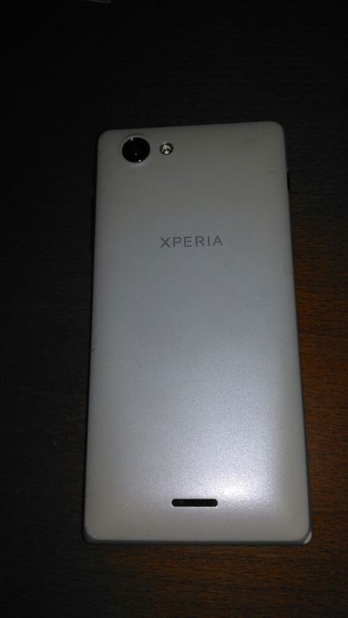 Vendo iphone 4 de 8 gb e um sony