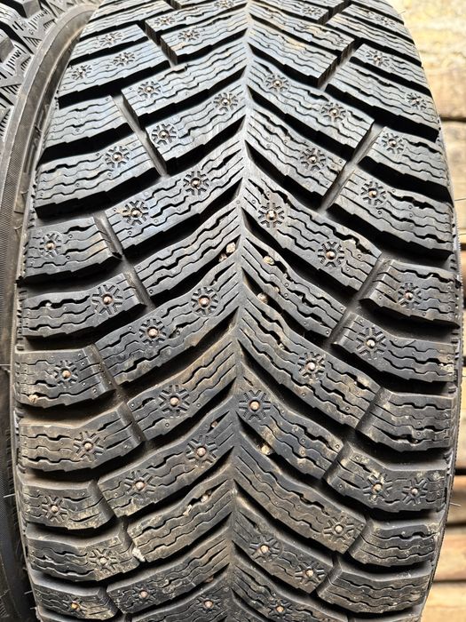 Pbvjві шини 235/50 R19 Michelin X-Ice North 4 Шип 2шт. 8мм