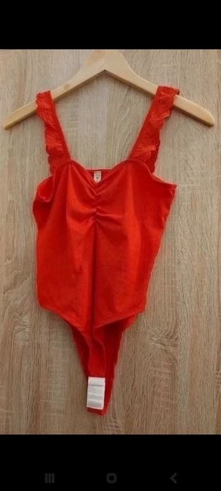 Body nowe czerwone na ramiączka r. XS/S