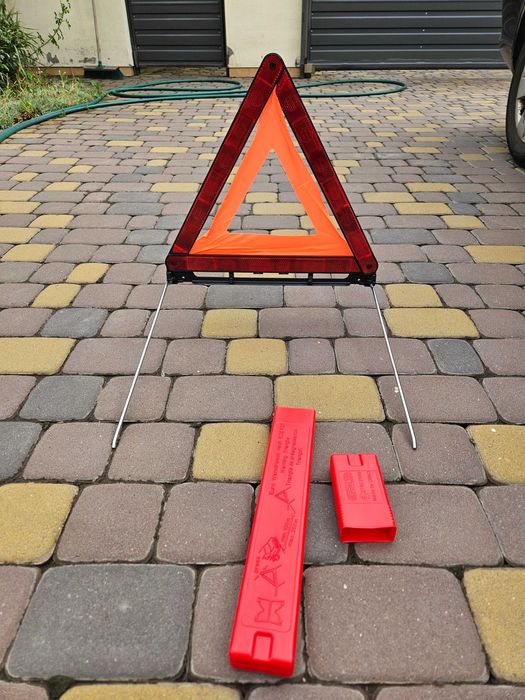 Знак аварійної зупинки