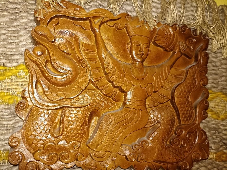 Płaskorzeźba "Smoczy Cesarz"