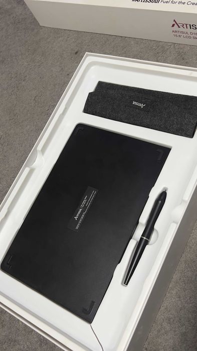 Mesa Gráfica - Artisul D16 – Pen Display 15.6" | Excelente Estado