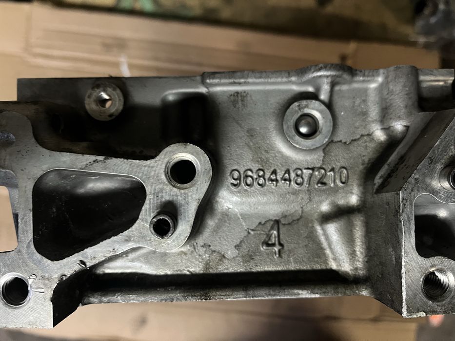 Głowica 1.6 HDI DV6C