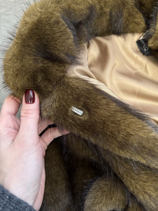 Шуба нова довга