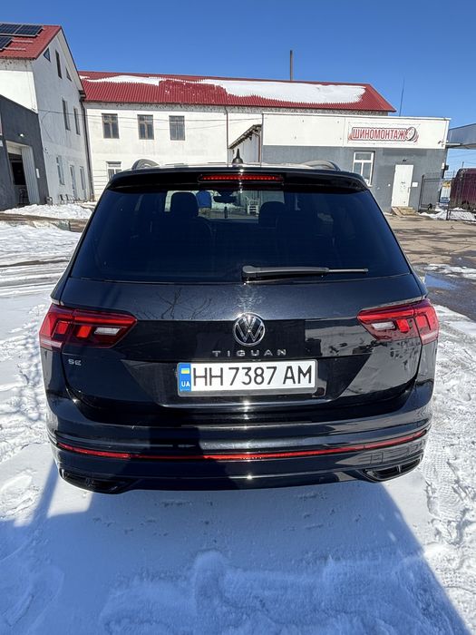 Продажа машины Volkswagen Tiguan R line SE 2021