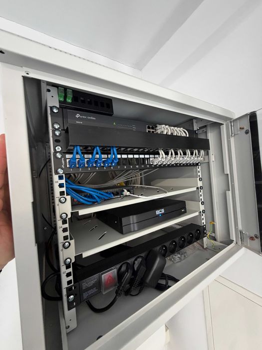 Montaż kamer IP, systemów alarmowych, sieci LAN, WiFi, usługi IT