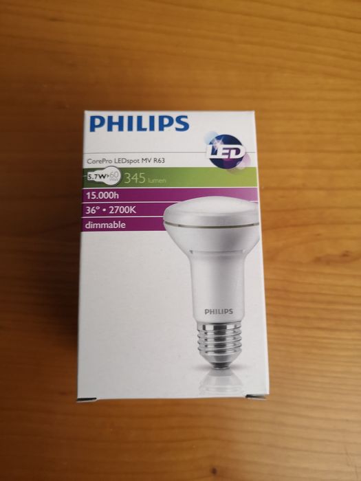 Philips. Светодиодная лампа. Профессиональная