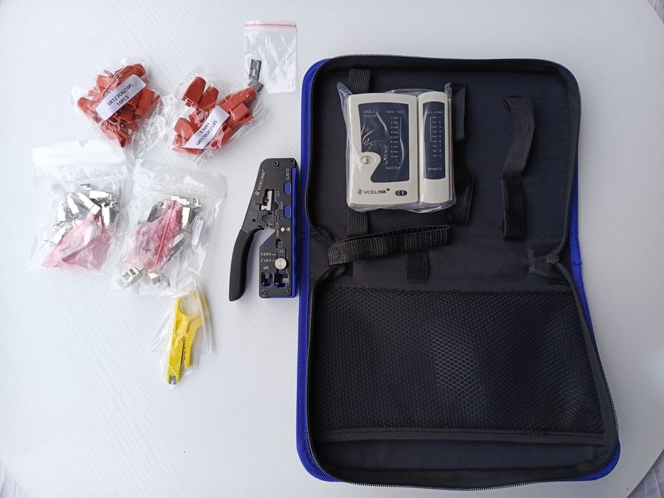 Zestaw narzędzi sieciowych - zaciskarka tester złączki