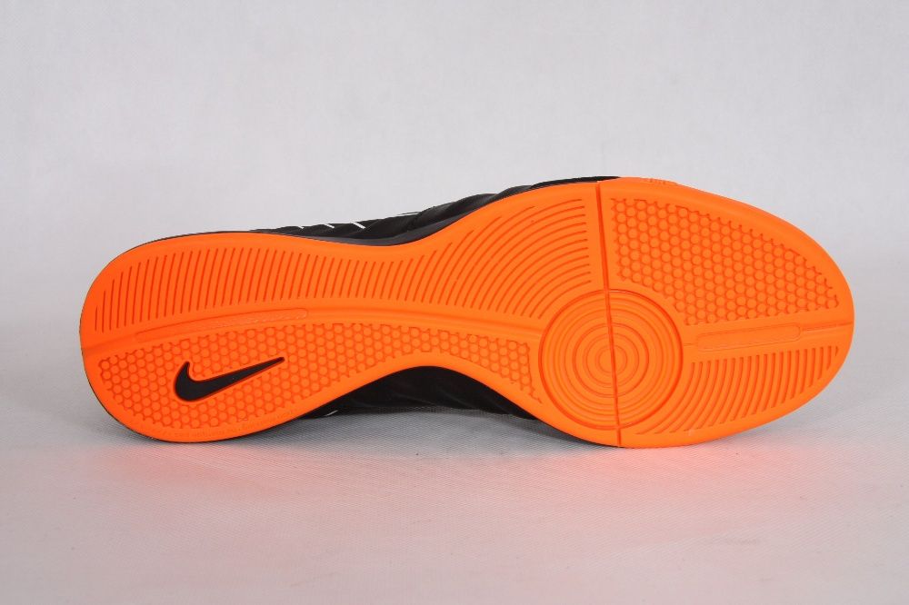 Halówka Nike skóra rozmiary 43, nowe!!