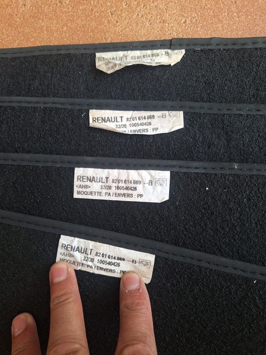 Tapetes originais Megane IV