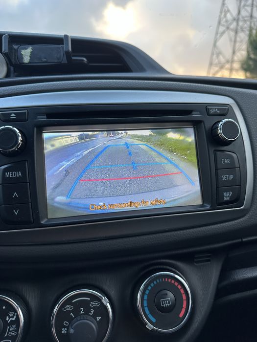 Toyota Yaris — fotografia 10