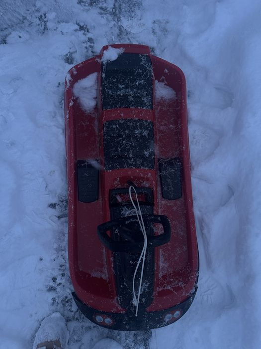 Sanki samochód z kierownicą