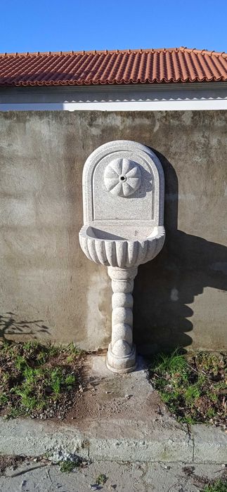 Fonte de água, para aplicar em qualquer entrada