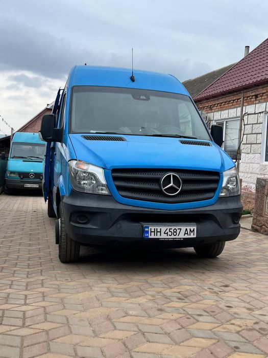 Продам мерседес спринтер 519
