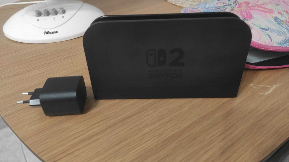 Dock Nintendo Switch OLED + Carregador Oficial USB-C (60W)
