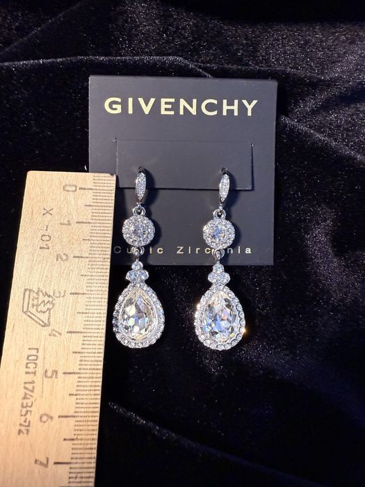 Вінтажні сережки Givenchy з кубічним цирконієм