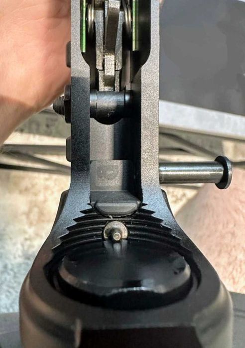 Усувач (компенсатор) люфта ресиверів AR15 та ін- гумовий, стабилизатор