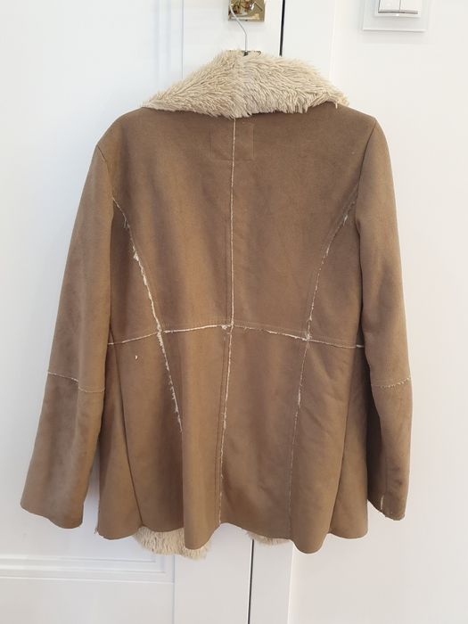 Futerko zamszowe brązowe Bershka M