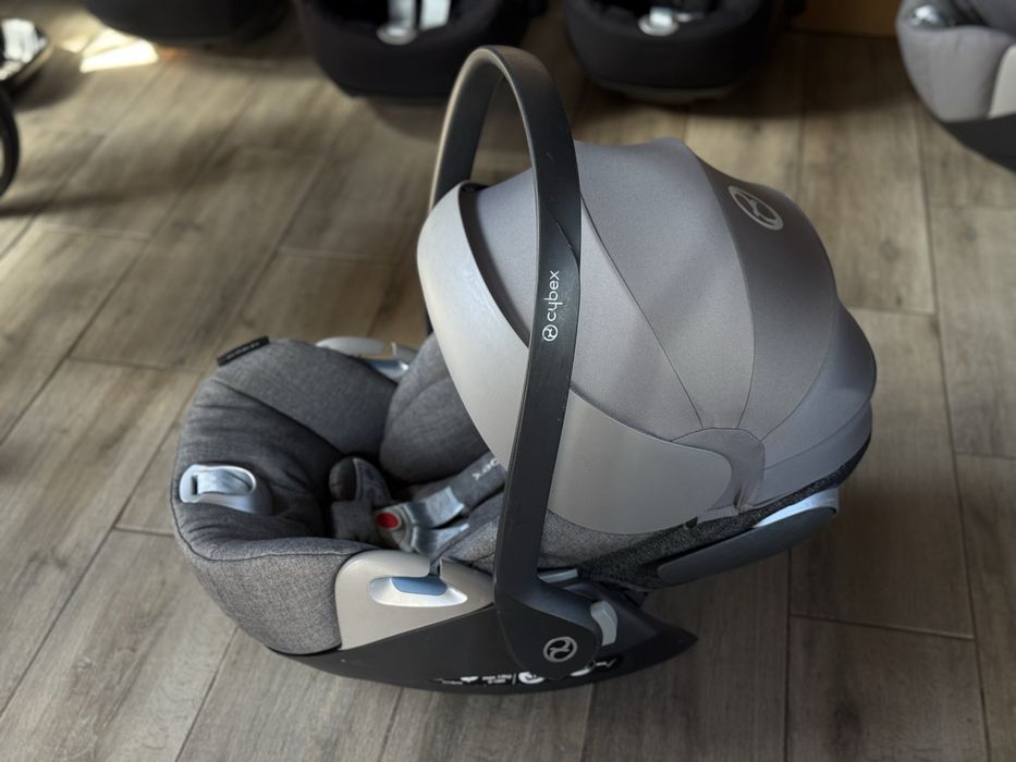 Автолюлька Cybex cloud Z+ i-Size 0-13 кг